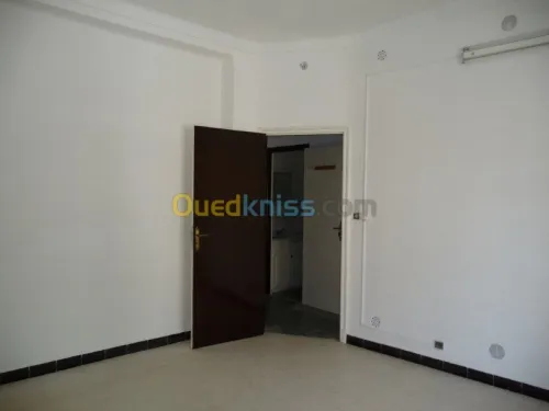 Location Appartement F5 Alger Hydra