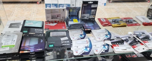 Logiciels, Matériel informatique & maintenance