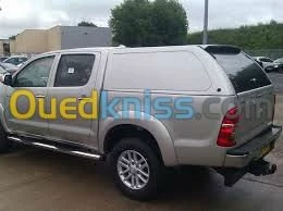 location voiture est pickup 4x4 / 4x2 avec chauffeur 