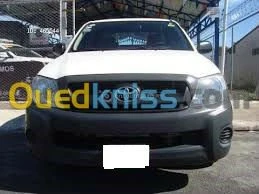 location voiture est pickup 4x4 / 4x2 avec chauffeur 