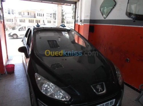 Pare brise BMW E92 E93 E30 DISPONIBLE.