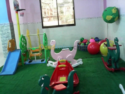 crèche ecole maternelle