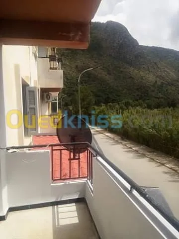 Location Appartement F3 Bejaia Melbou