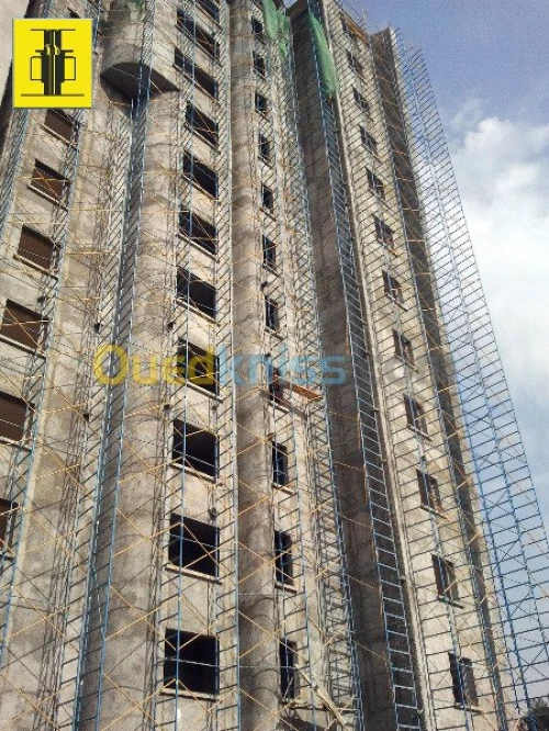 Echafaudage de façade homologué