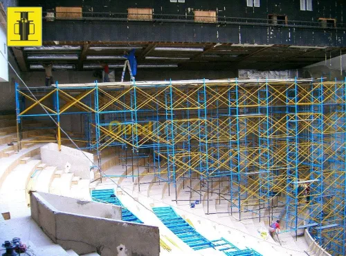 Echafaudage de façade homologué