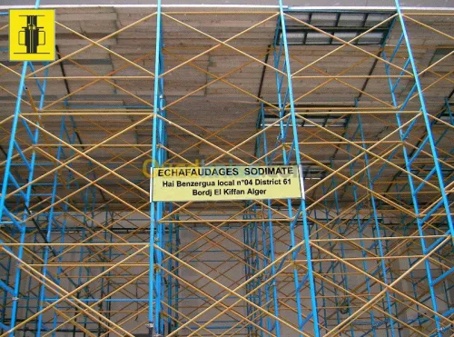 Echafaudage de façade homologué