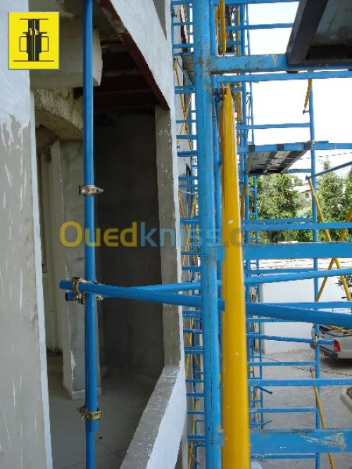 Echafaudage de façade homologué