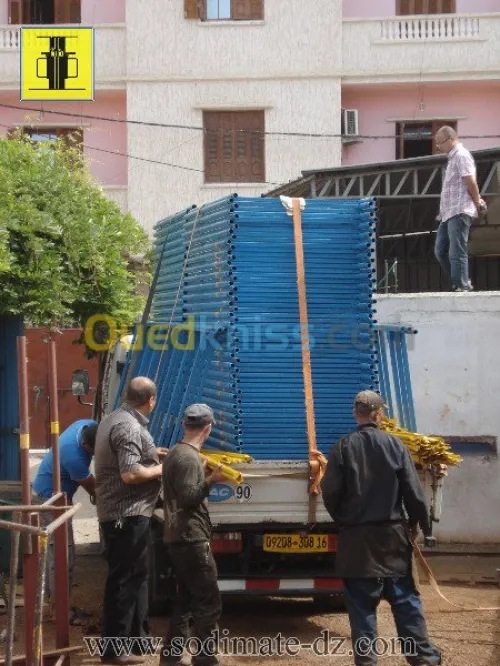 Echafaudage de façade homologué