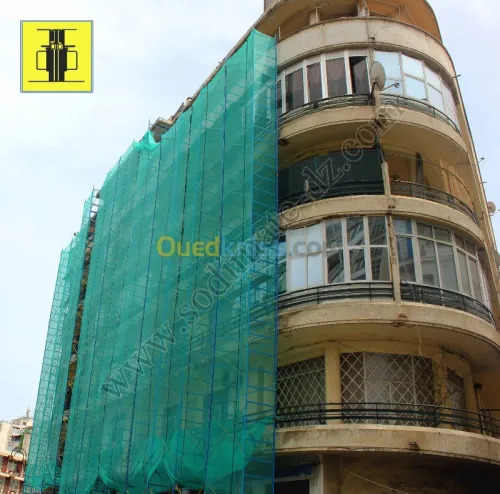 Echafaudage de façade homologué