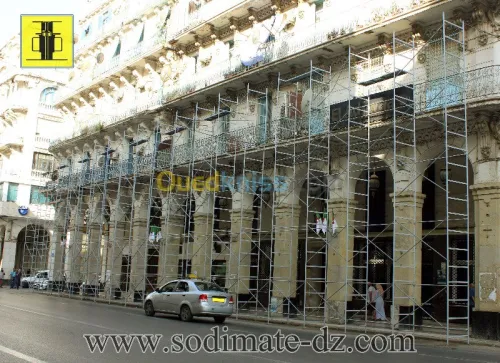 Echafaudage de façade homologué