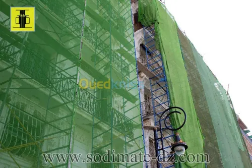 Echafaudage de façade homologué
