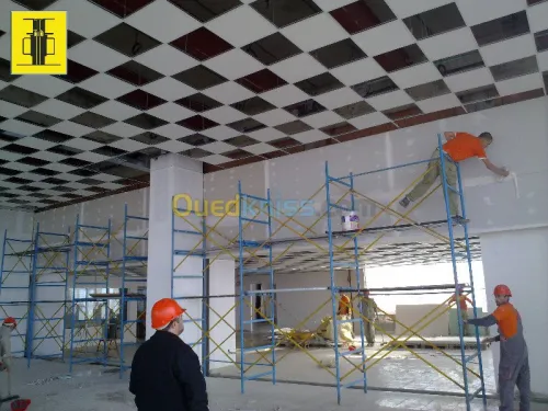 Echafaudage de façade homologué