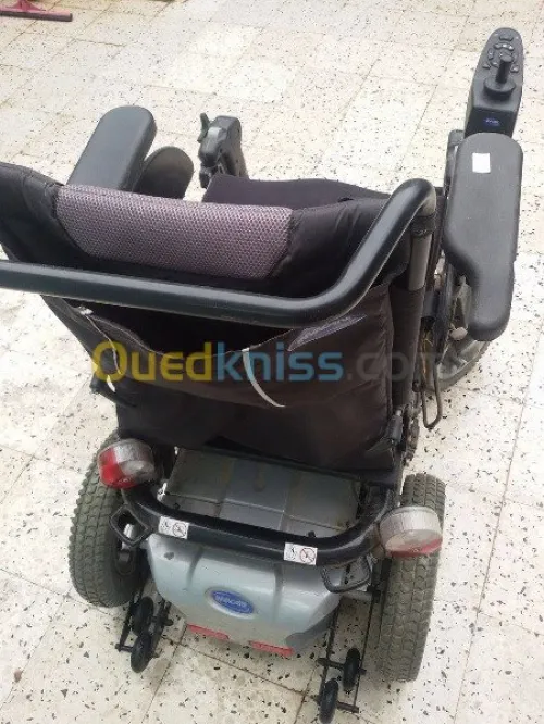 Fauteuil roulant electrique neuf