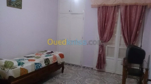 Location vacances Niveau De Villa F4 Alger Bordj el kiffan