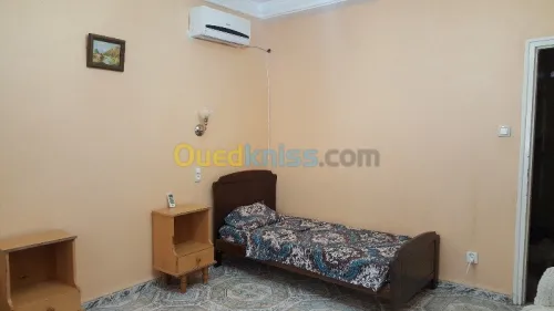 Location vacances Niveau De Villa F4 Alger Bordj el kiffan
