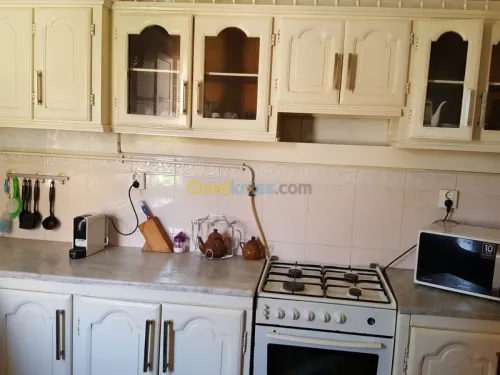 Location vacances Niveau De Villa F4 Alger Bordj el kiffan