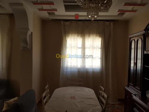 Location vacances Niveau De Villa F4 Alger Bordj el kiffan