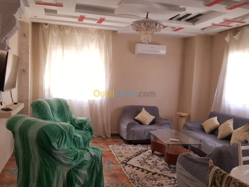Location vacances Niveau De Villa F4 Alger Bordj el kiffan