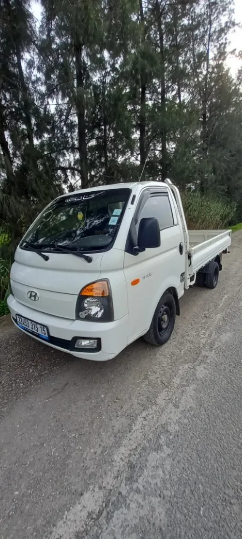Hyundai H100 