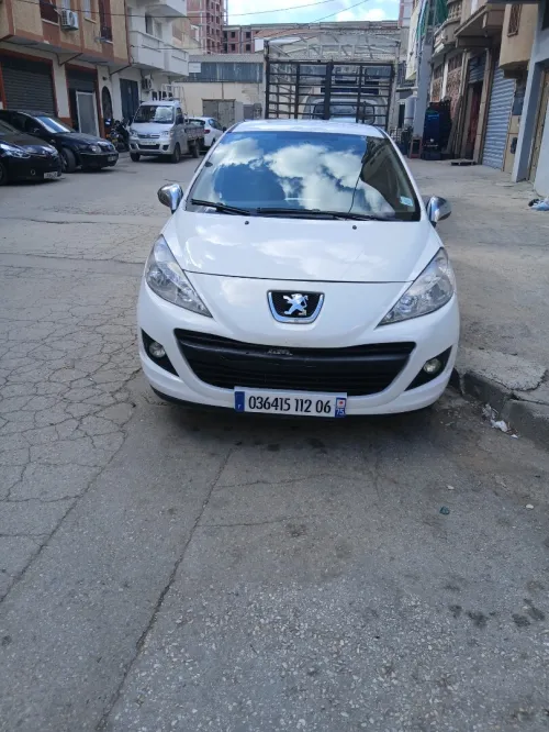 Peugeot 207 2012 