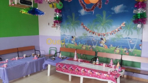 Crèche,  Garderie, et Préscolaire