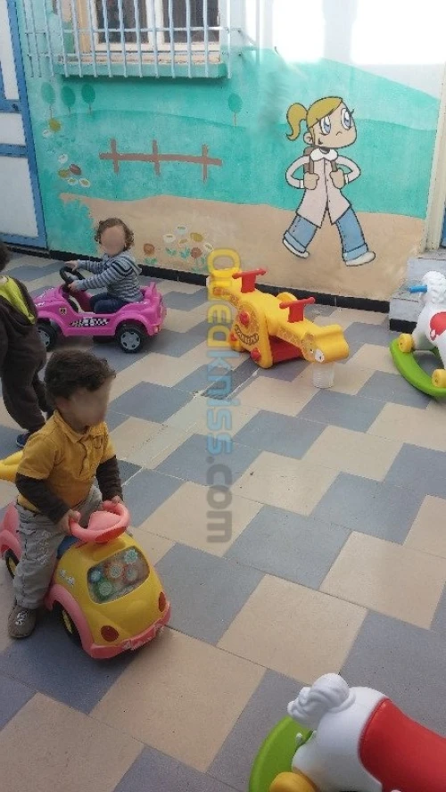 Crèche,  Garderie, et Préscolaire