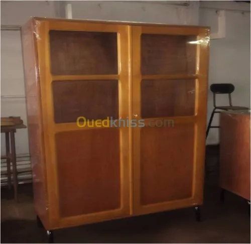 COMMERCIAL