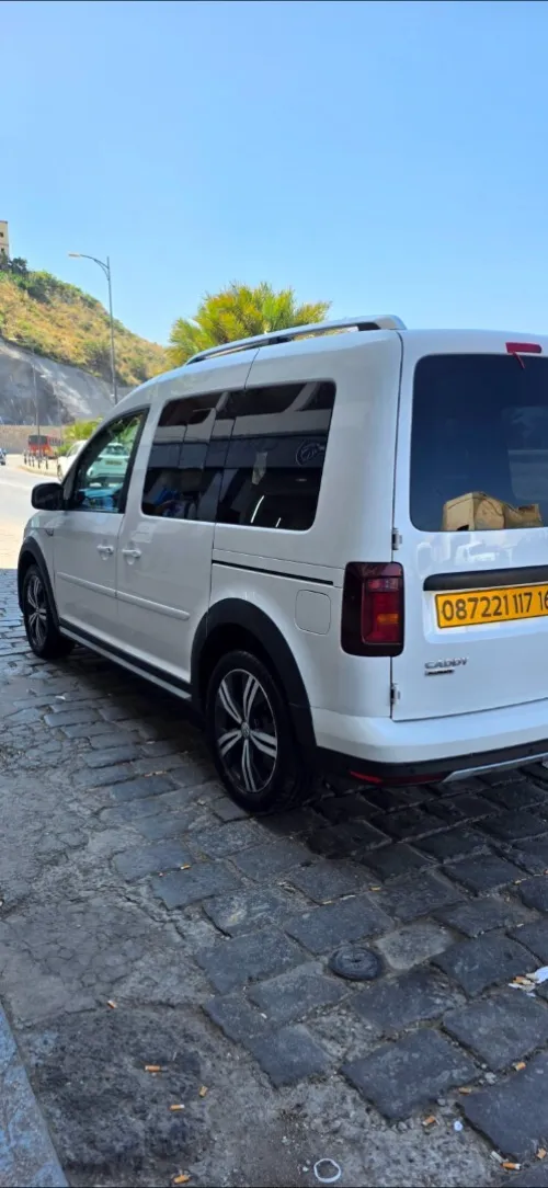 Volkswagen Caddy 2017 Alltrack