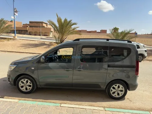 Renault New express 2022 Authentic