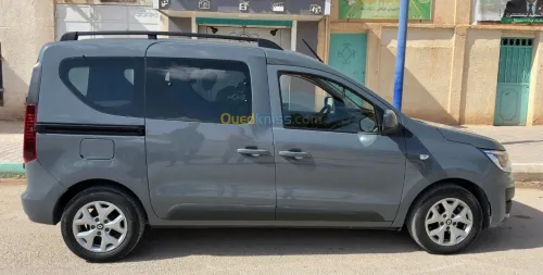 Renault New express 2022 Authentic