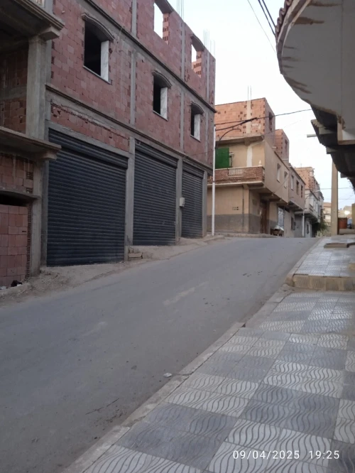 Location Local Médéa Ksar boukhari