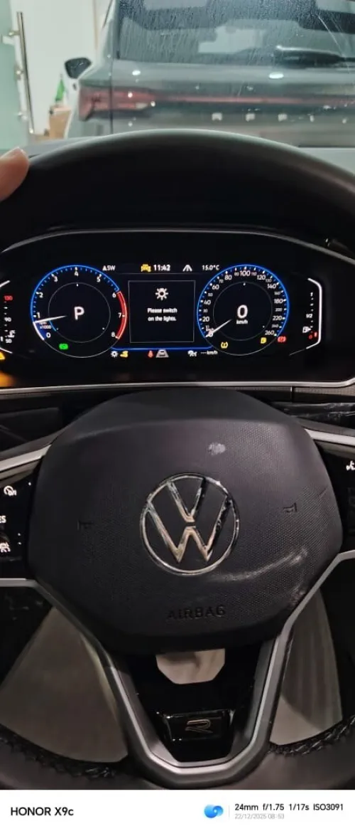 Volkswagen T-Roc 2025 R-Line 