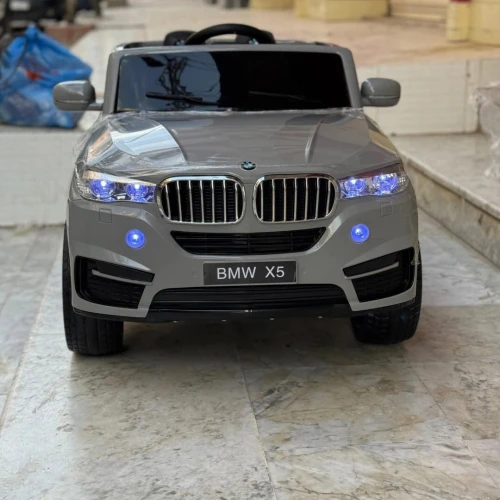Voiture électrique pour enfants 