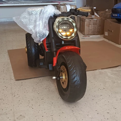 Voiture électrique pour enfants 