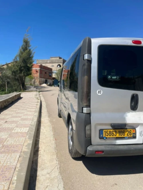 Renault Trafic 2006 2 box