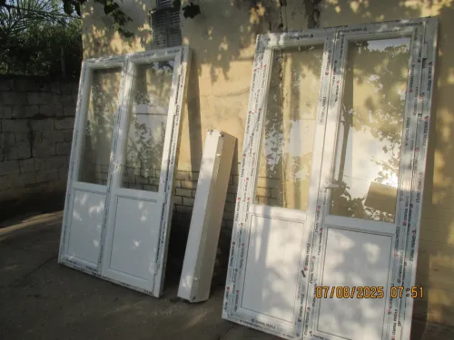 Porte balcon Très bonne état en PVC