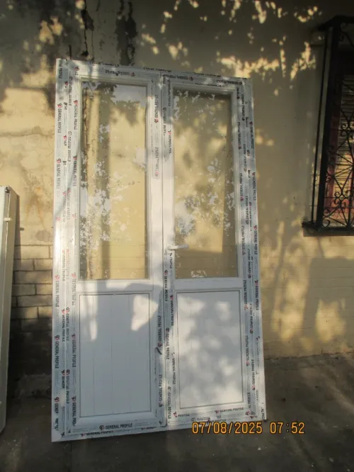 Porte balcon Très bonne état en PVC