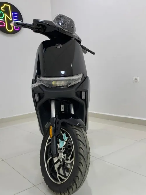 Niu Tmax 2025