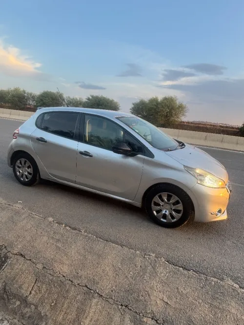 Peugeot 208 2012 Active