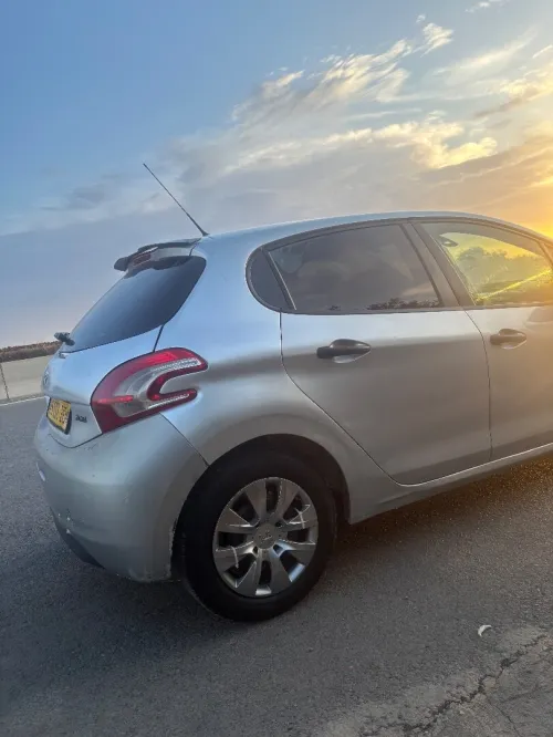 Peugeot 208 2012 Active