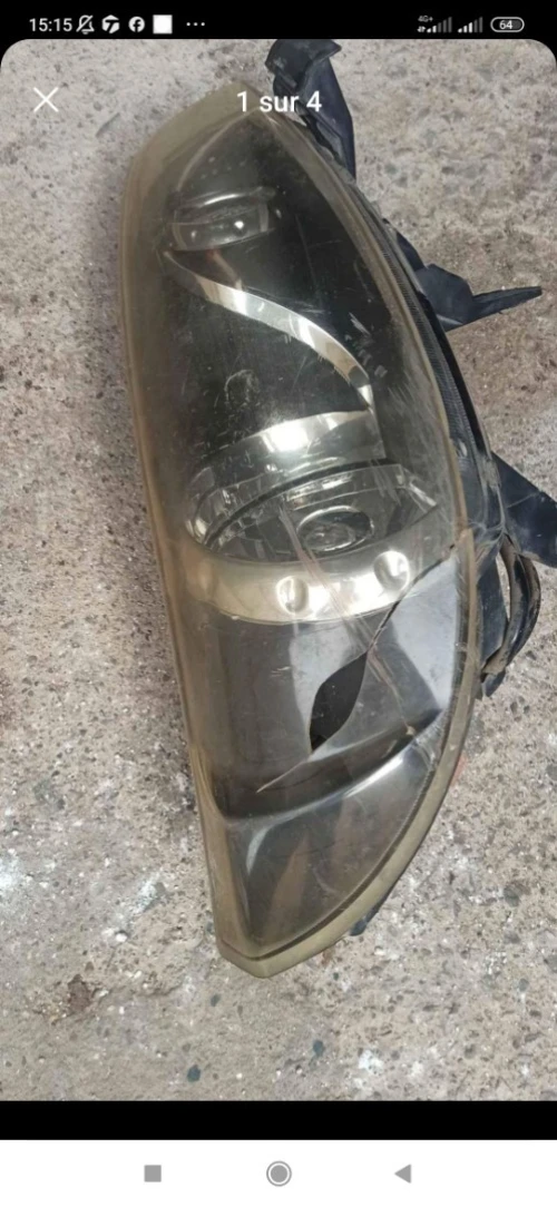 A vendre phare optique pour voiture marque Jac 3