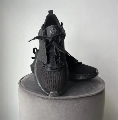 Nike crater impact original