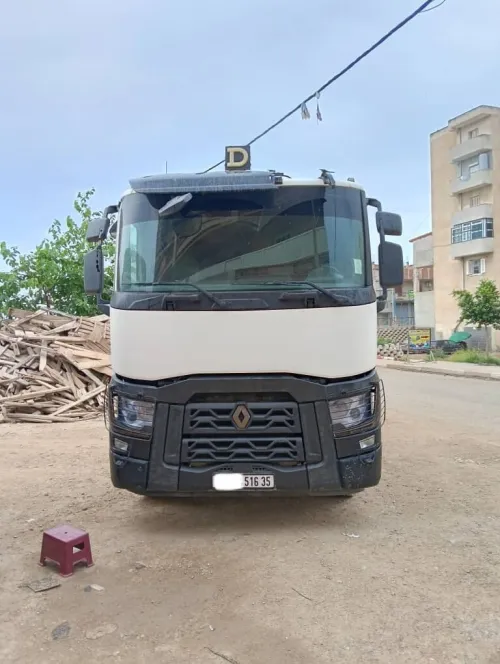 Renault Faracha c440 2016