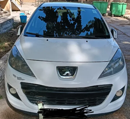 Peugeot 207 2012 