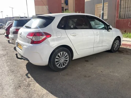 Citroen C4 2015 Attraction
