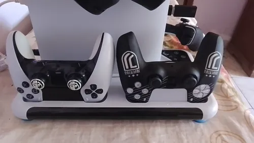 PlayStation 5 slim Angleterre et Accessoires