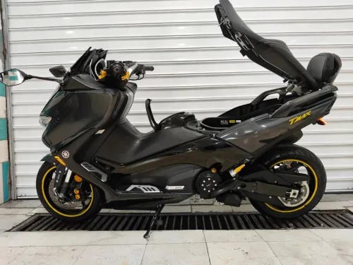 Yamaha Tmax 2017