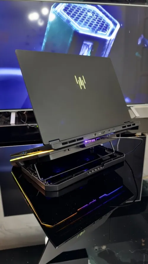 Acer predator Helios neo 16S ultra 9 275HX RTX 5070TI 16 Oled 240Hz