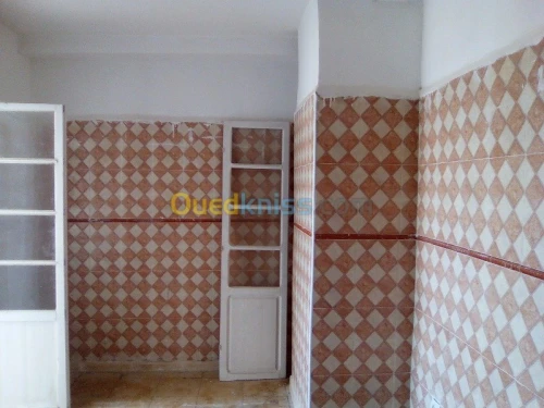 Vente Appartement F4 Mostaganem Mezghrane