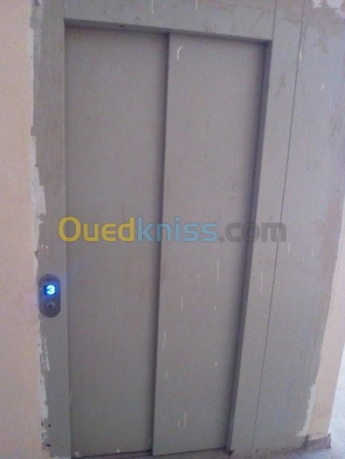 Vente Appartement F4 Mostaganem Mezghrane